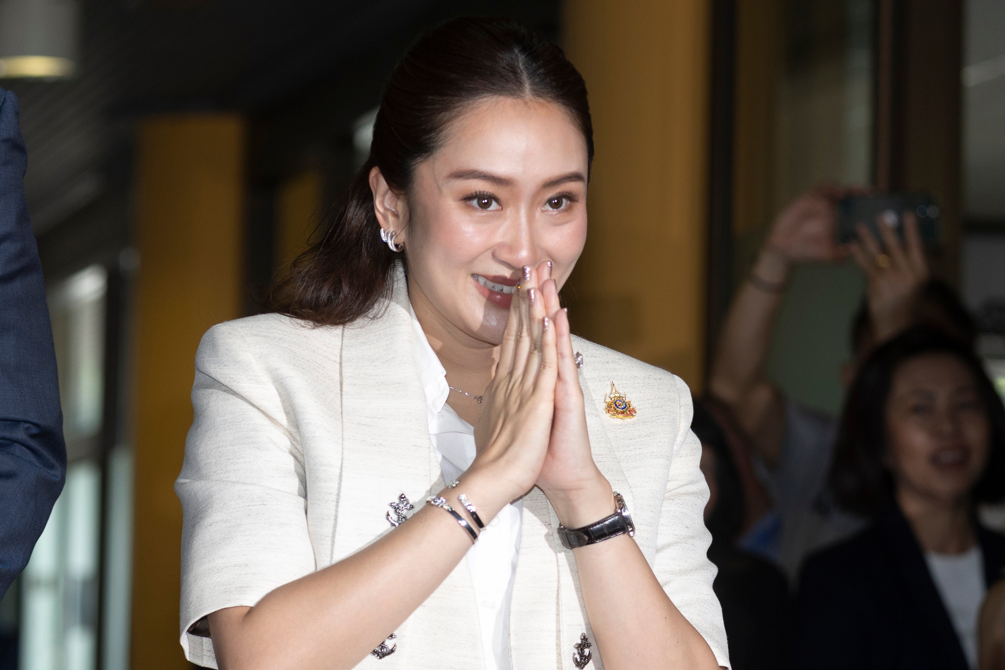 Tailandia Elige Primera Ministra A Paetongtarn Shinawatra, De Una ...