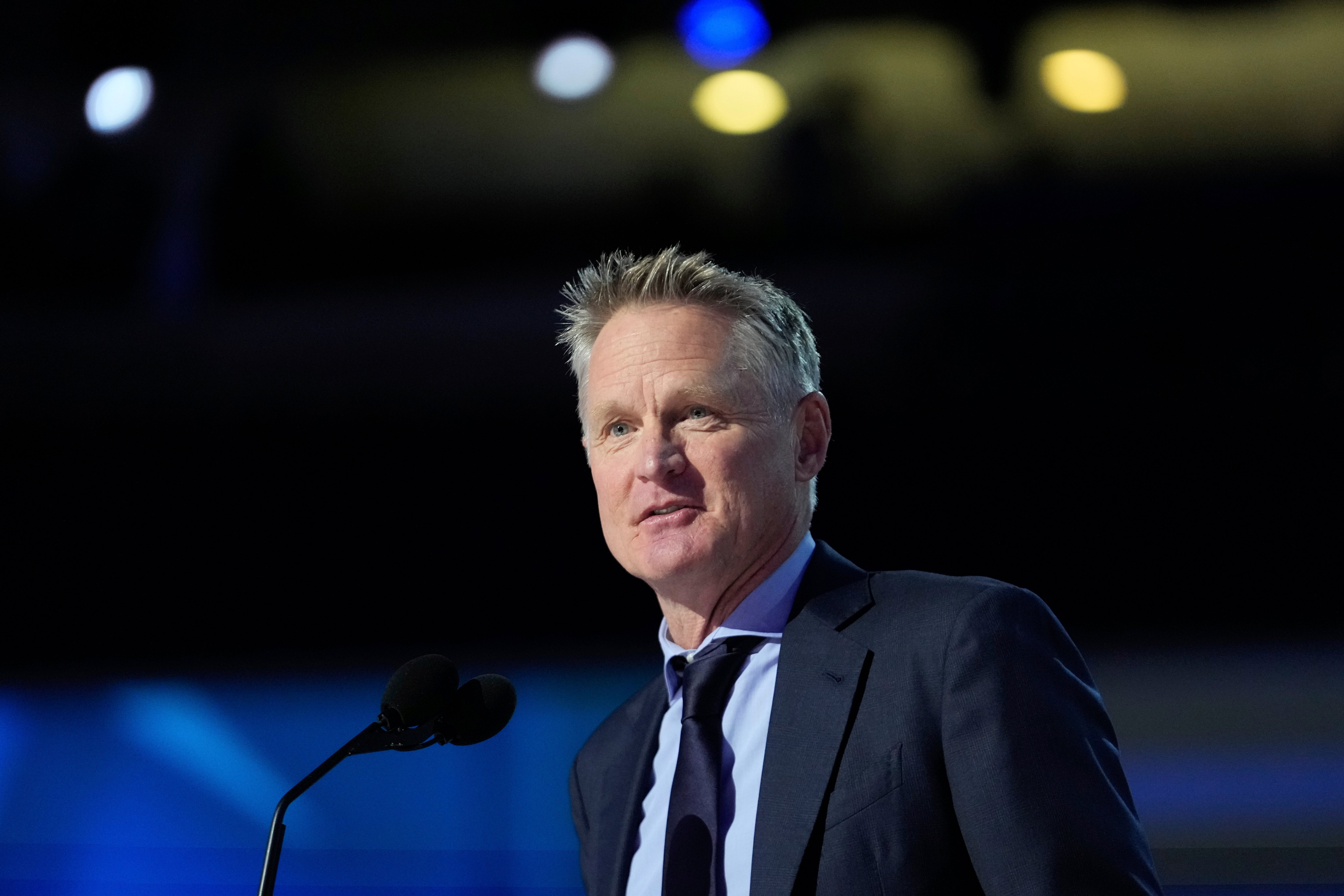 Steve Kerr calificó la situación de "aterradora"