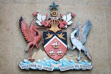 Trinidad y Tobago quitará de su escudo nacional las carabelas de Colón