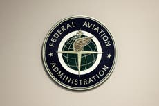 Administración de aviación de EEUU envía 43 casos de pasajeros rijosos al FBI para su investigación