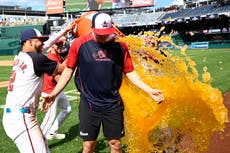 Finalmente Corbin consigue la victoria 100 de su carrera en triunfo 8-3 de Nacionales ante Rockies