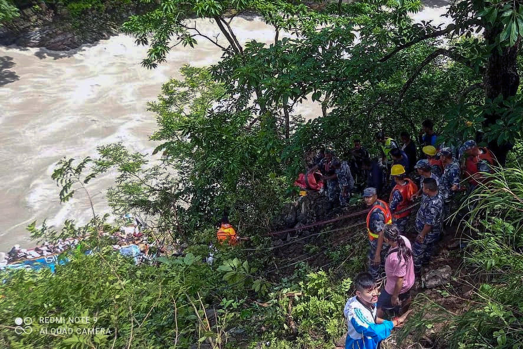 ASI-GEN NEPAL-BUS ACCIDENTE