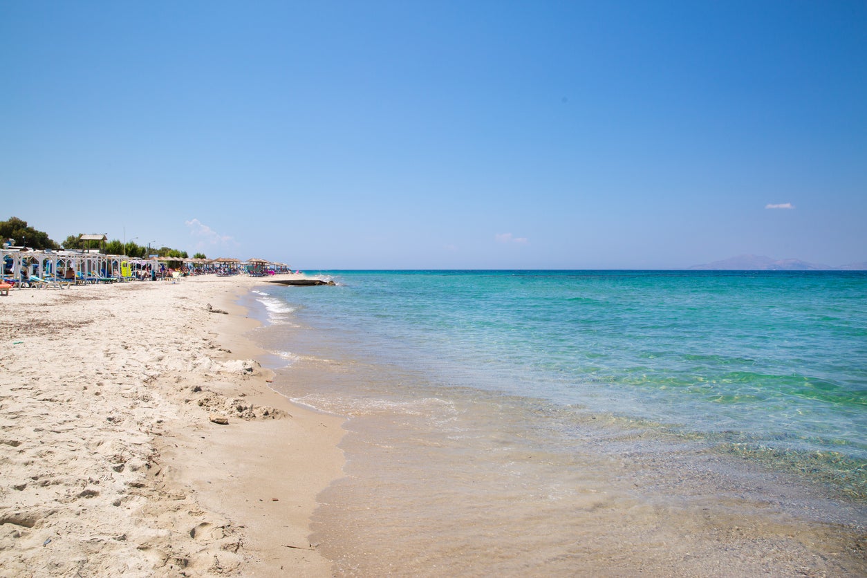 La playa de Marmari, en la isla griega de Kos, es la más blanca de Europa