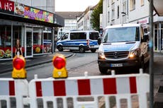 Policía alemana busca al agresor que mató a 3 en un ataque en la ciudad de Solingen