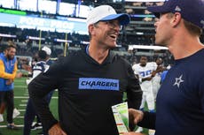 Jim Harbaugh encabeza a 8 entrenadores con nuevos equipos en la NFL; ¿quién llegará a playoffs?