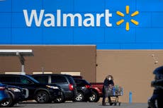 Walmart retira jugo de manzana en 25 estados debido a niveles de arsénico