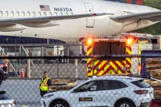 Mueren dos trabajadores y otro resulta herido por explosión en instalación de Delta en Atlanta