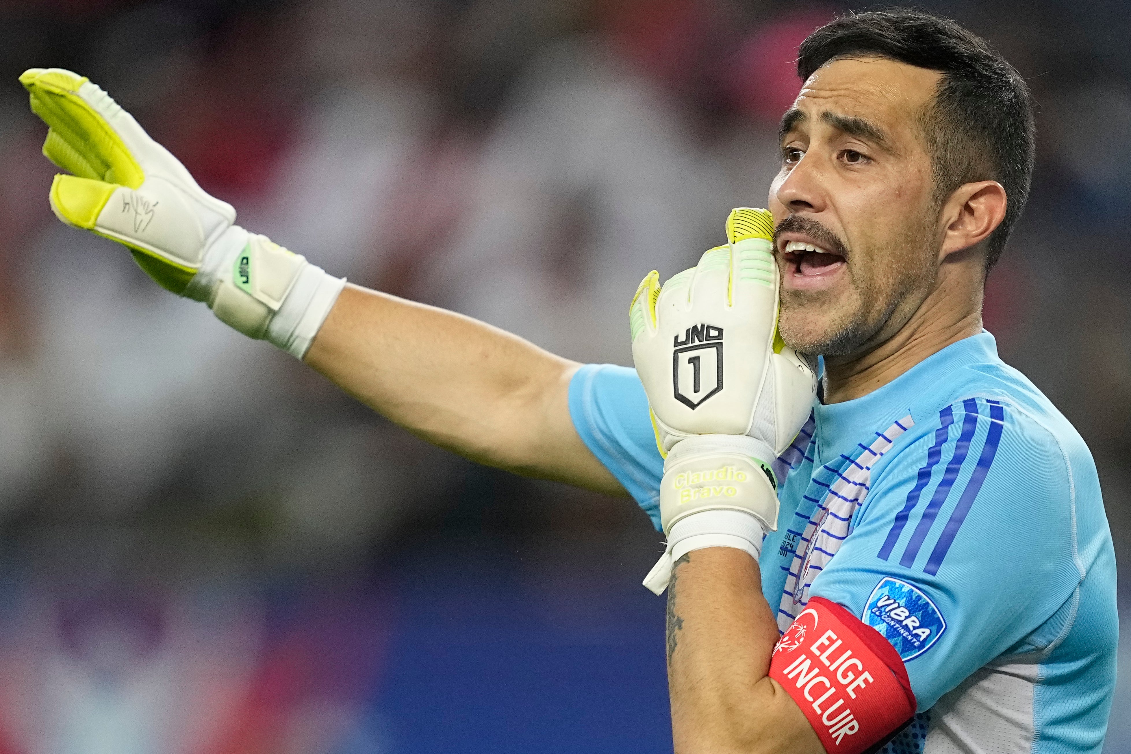 CLAUDIO BRAVO