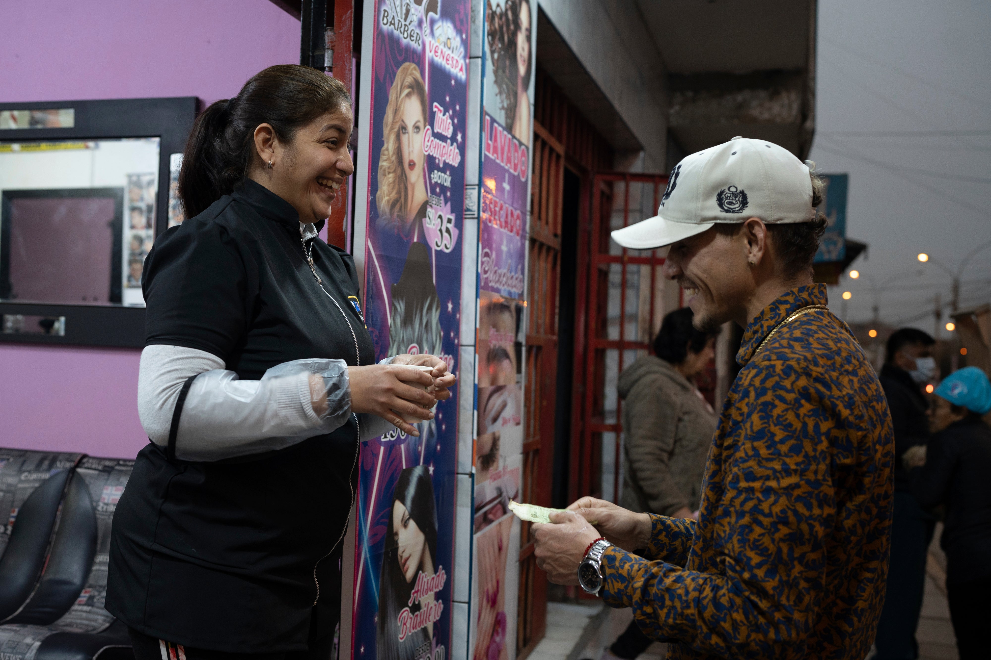 PERÚ-VENEZOLANOS CAFÉ