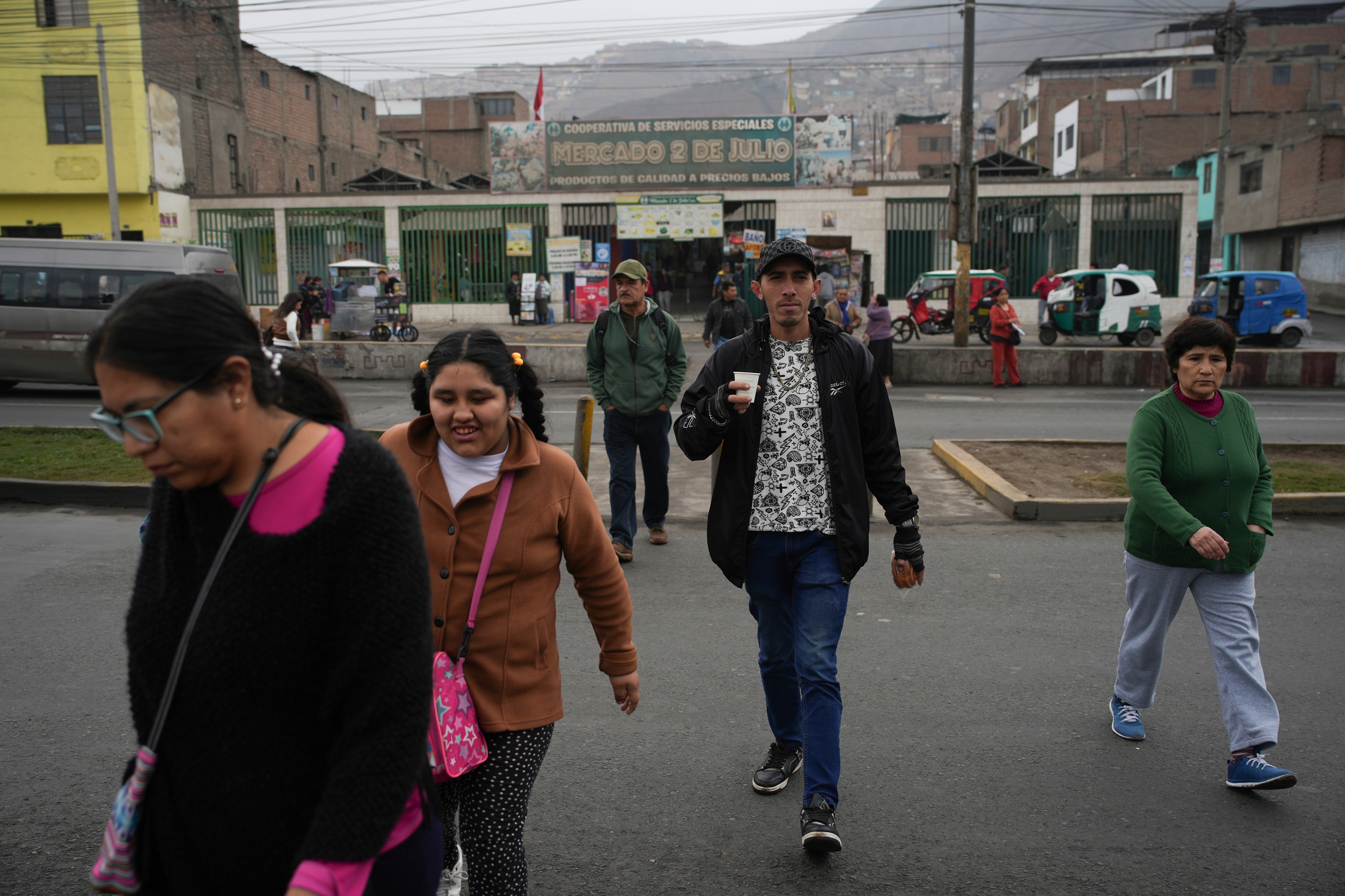 PERÚ-VENEZOLANOS CAFÉ