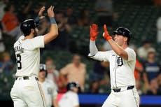 Torkelson y Carpenter llevan a Tigres a 6ta victoria consecutiva, 3-2 sobre Angelinos