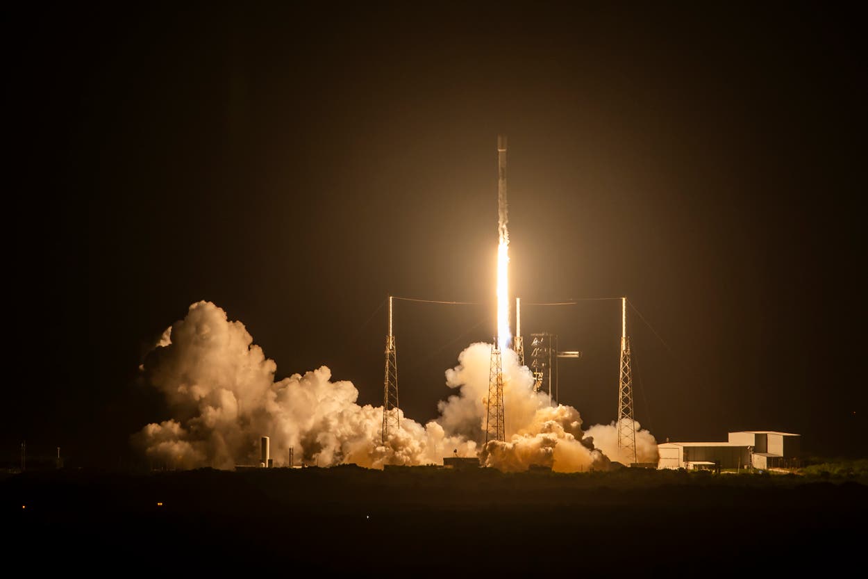 SPACEX_76445