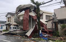 Tifón azota Japón con lluvias torrenciales y fuertes vientos en su lento avance hacia el norte