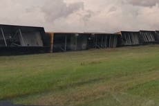 Fuertes vientos, posiblemente de tornado, descarrilan 43 vagones de tren en Dakota del Norte