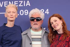 Almodóvar regresa a Venecia con Tilda Swinton y Julianne Moore