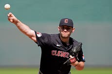 Gavin Williams lanza 7 entradas eficientes y los Guardianes vencen 4-2 a los titubeantes Reales