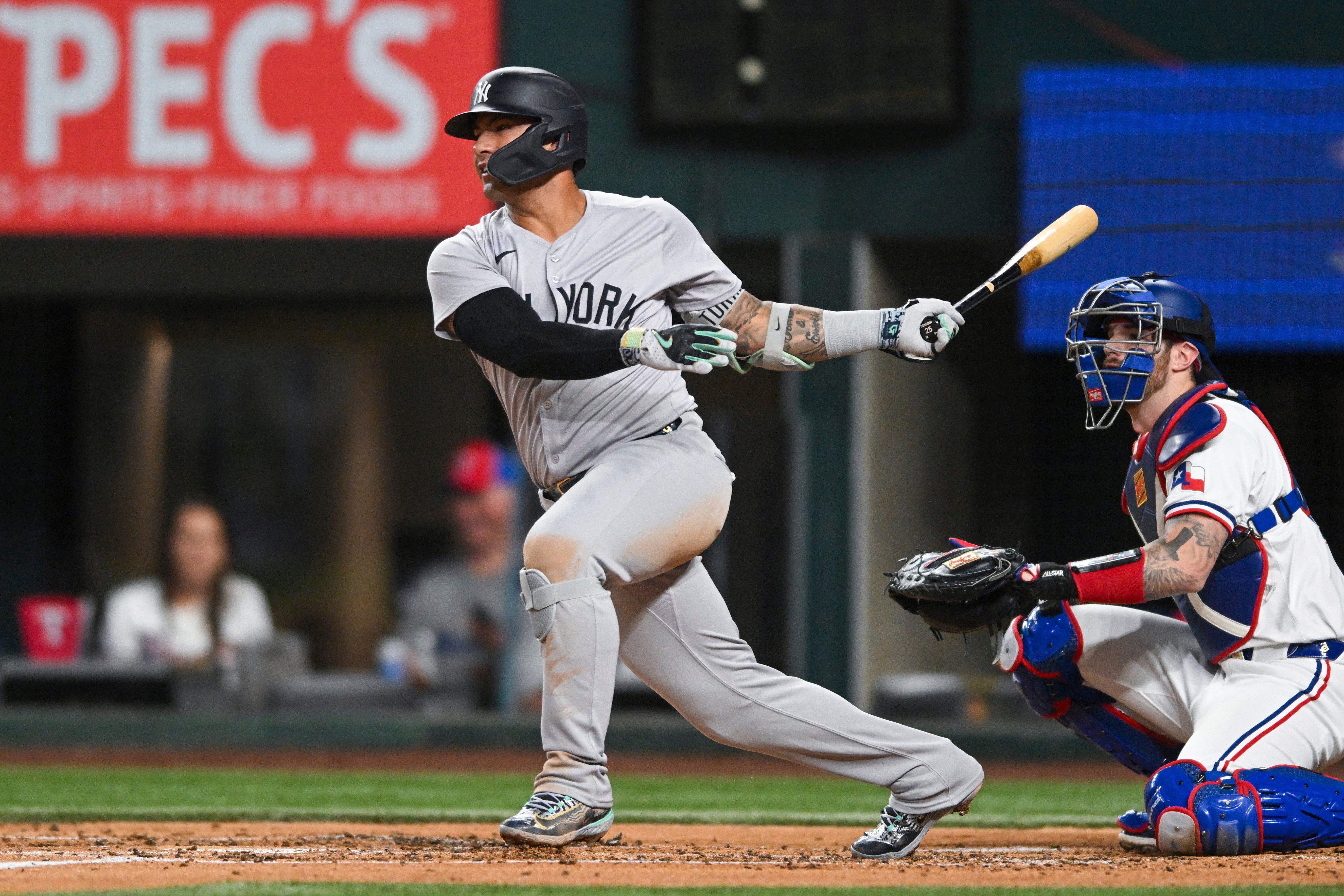 YANKEES-RANGERS