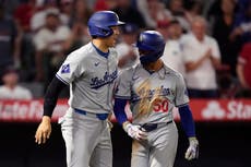 Ohtani regresa a Anaheim con triple productor en victoria de Dodgers 6-2 sobre Angelinos