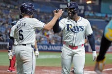 Díaz pega jonrón en una cuarta entrada de 8 carreras y Rays vencen 9-4 a Mellizos