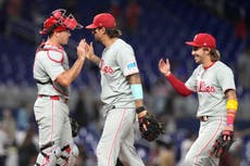 Jonrón de Stott ayuda a Filis a vencer 5-2 Marlins, extendiendo racha ganadora a 5