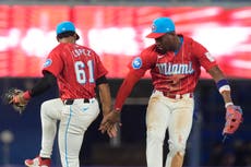 López a un triple del ciclo, Norby impulsa 3 y Marlins consiguen victoria 9-5 sobre Filis