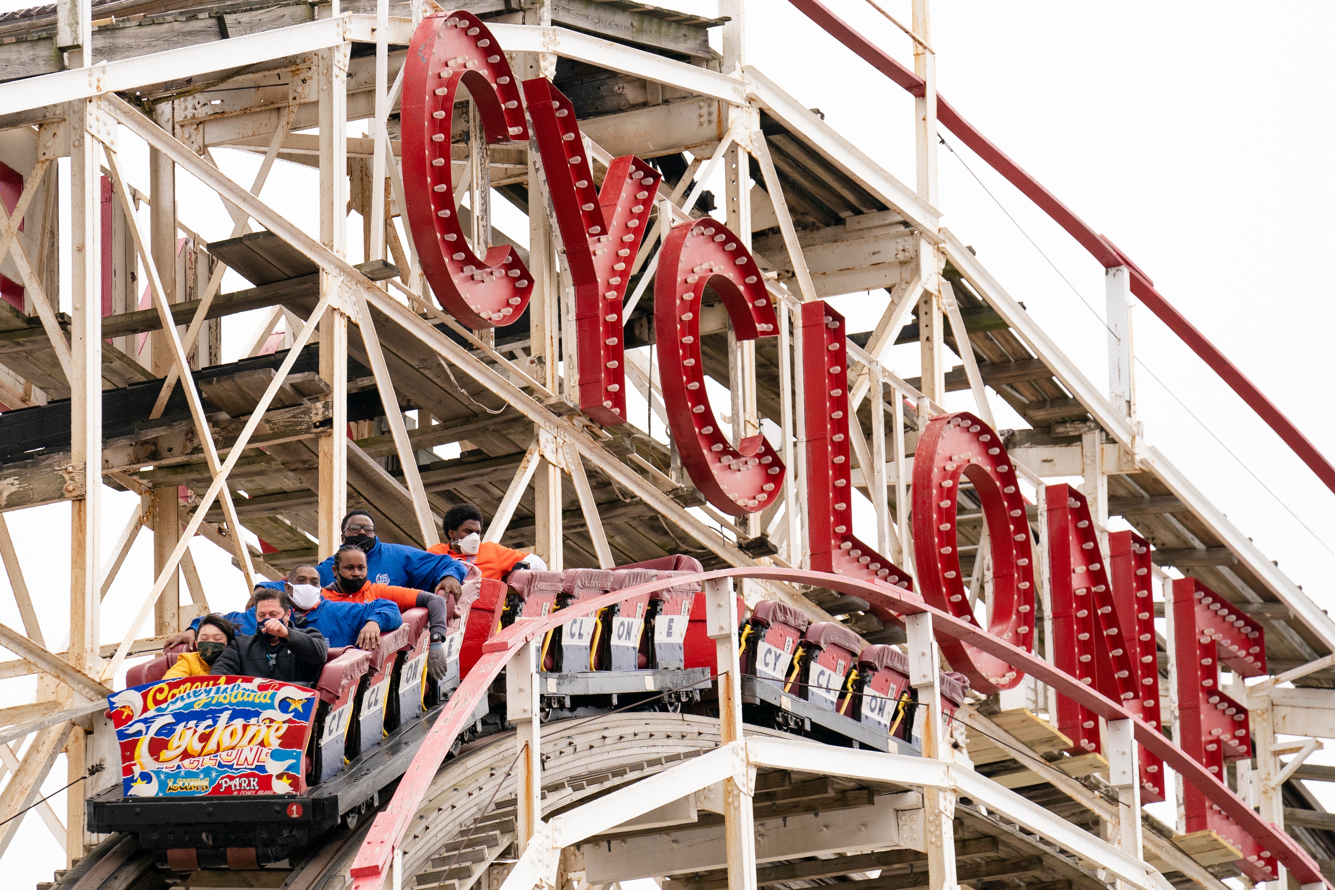 CONEY ISLAND MONTAÑA RUSA