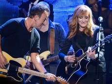 Patti Scialfa, esposa de Bruce Springsteen, revela que tiene cáncer