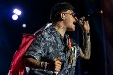 Junior H se resiste a dejar el escenario del Arre en Ciudad de México