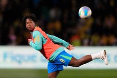 Por homenajear a Charlton, los brasileños ahora apodan 'Bobby' a Endrick