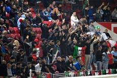 Aficionados italianos dan la espalda al sonar himno israelí en Liga de Naciones