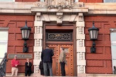 Medida sobre derecho al aborto estará en la boleta de Missouri, falla máximo tribunal del estado
