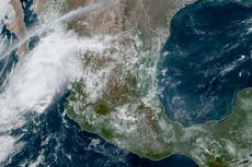 Tormenta tropical Ileana se dirige a Los Cabos con fuertes lluvias