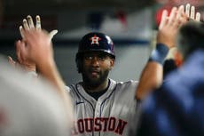 Kikuchi y Álvarez conducen a Astros a victoria número 5.000, al vencer 5-3 a Angelinos