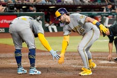 Adames batea grand slam en noche de 2 jonrones y Cerveceros dominan 15-8 a D-backs