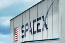 SpaceX podría tener que pagar multa de $633,000 por supuestas infracciones de normas de seguridad