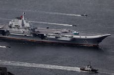 Gobierno japonés expresa "fuerte preocupación" ante acercamiento de portaaviones chino a sus islas