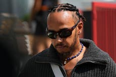 Lewis Hamilton cree que hay 'elemento racial' en comentarios del presidente de la FIA