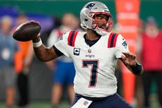 Jerod Mayo, entrenador de Patriots, se quedará con Jacoby Brissett como quarterback titular
