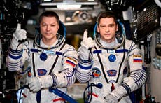 Dos astronautas rusos baten el récord de estancia más larga en la Estación Espacial Internacional