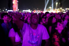 La lengua de señas del festival Rock in Rio entusiasma al público sordo de Brasil