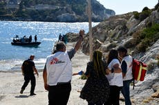 Mueren al menos 4 migrantes que intentaban llegar a isla griega en pequeño bote