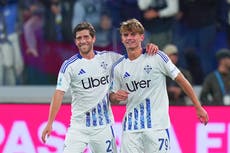 Como consigue su 1er triunfo en la Serie A en más de 21 años al superar 3-2 a Atalanta