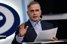 Venezuela acusa a Argentina de retaliación en medio de órdenes de captura mutuas a Maduro y Milei