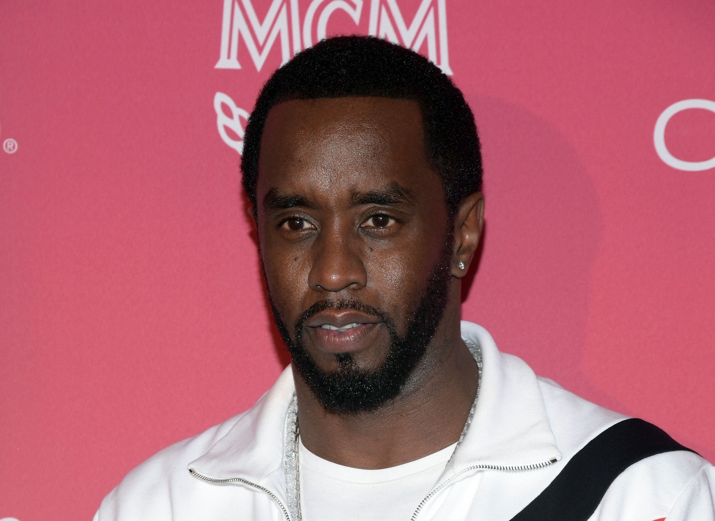 “Diddy” se enfrenta a otra demanda de una mujer que dice haber sufrido abusos por parte del magnate del hip-hop