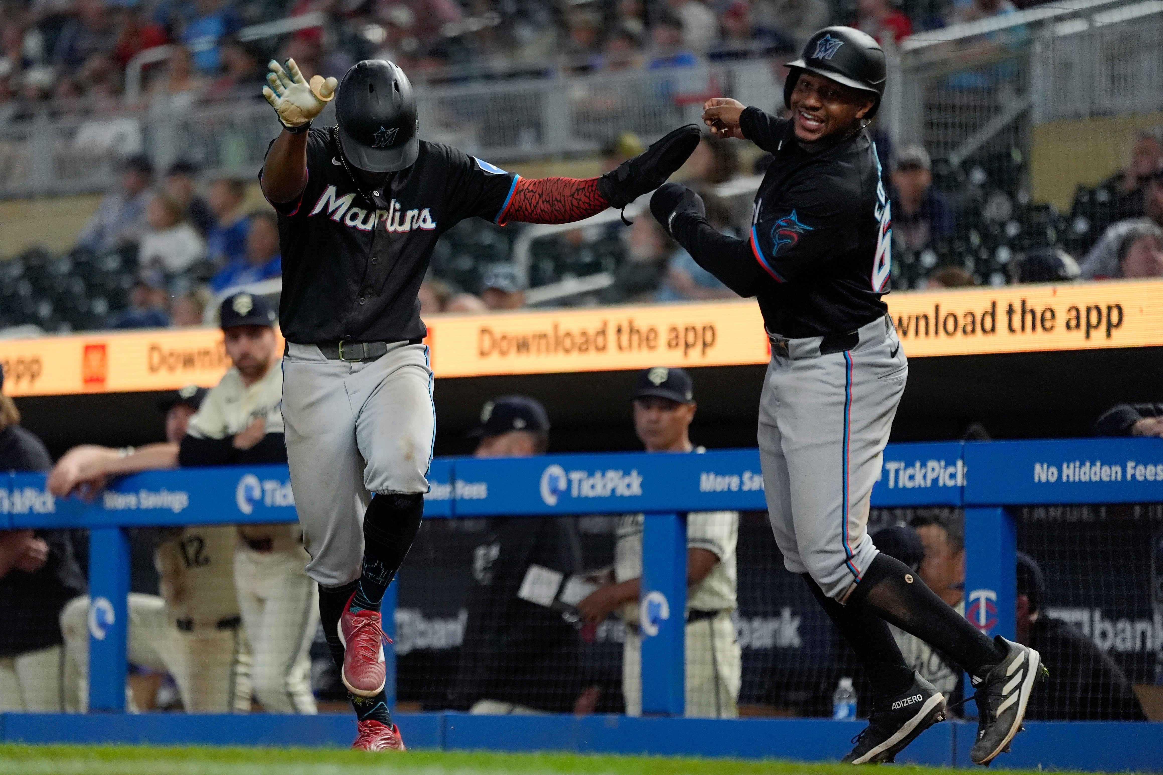 MARLINS-MELLIZOS