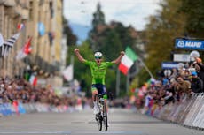 Pogačar gana carrera de ruta en el Mundial con un brillante ataque