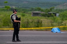 Retiran a la policía de ciudad mexicana dominada por el narco. El ejército les incautó sus armas