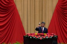 China celebra 75 años de gobierno del Partido Comunista entre problemas económicos y de seguridad