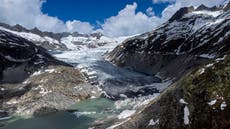 Vuelve a disminuir el volumen de los glaciares suizos tras dos años complicados