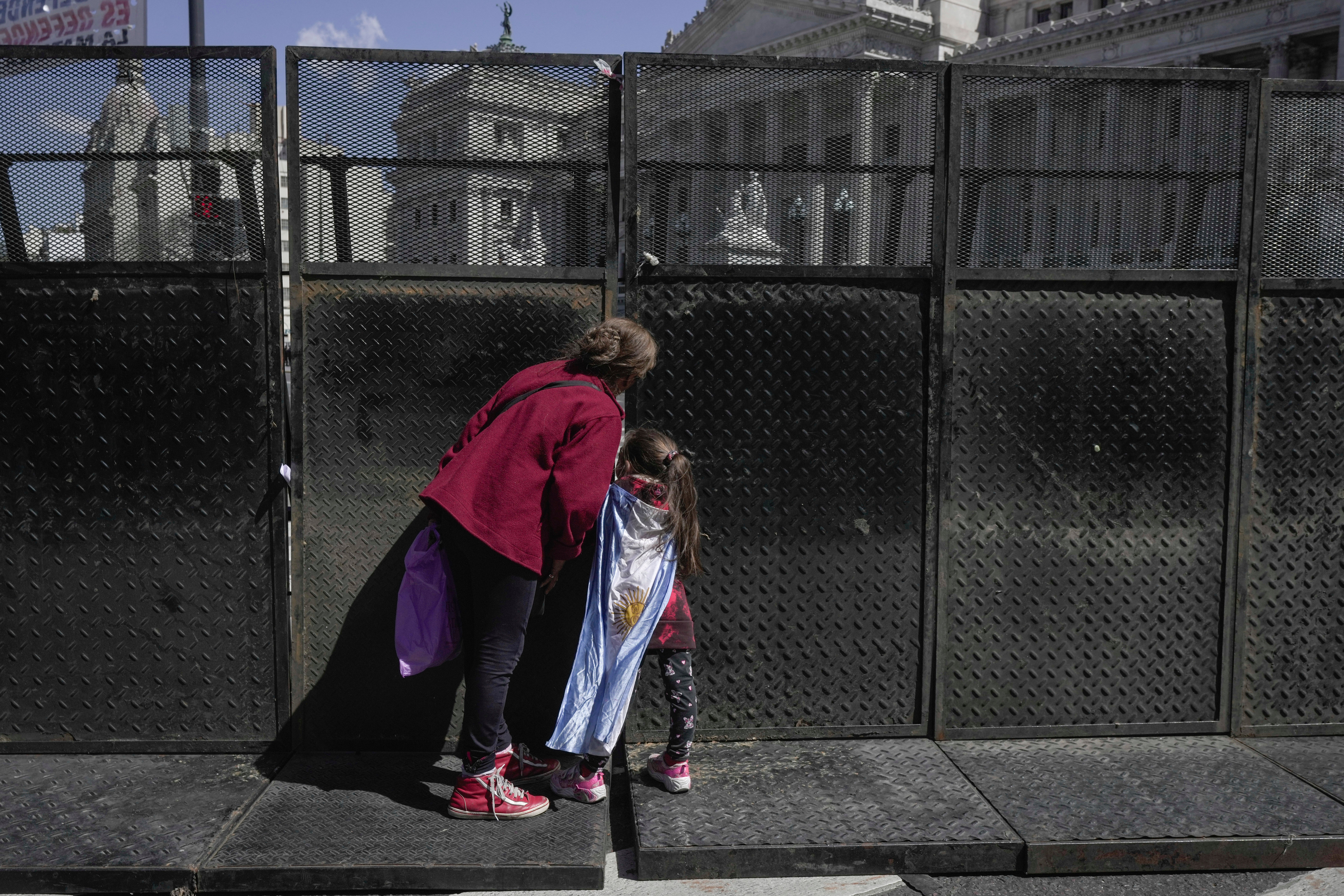ARGENTINA-MILEI UNIVERSIDADES